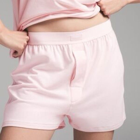SKIMS Pink loose fit boxers - Picture 2 of 2